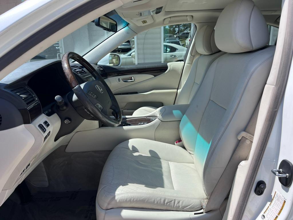 2007 Lexus LS 460 photo