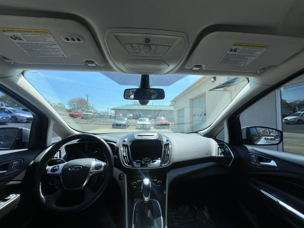 2013 Ford C-Max Hybrid SEL photo