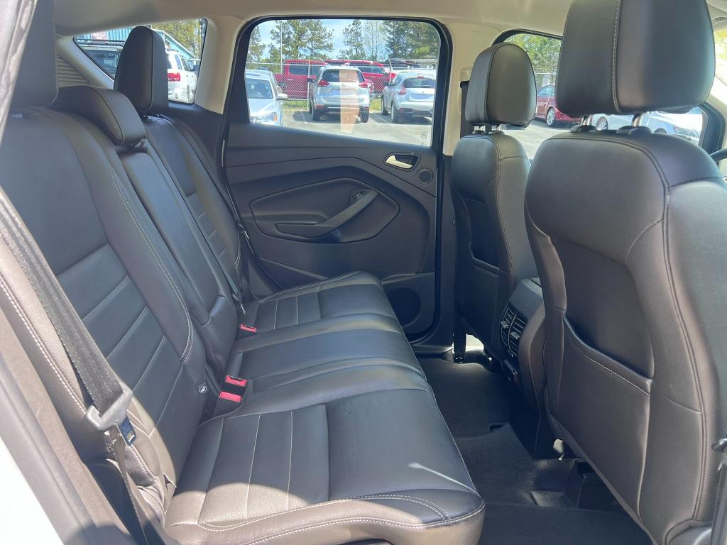 2013 Ford C-Max Hybrid SEL photo