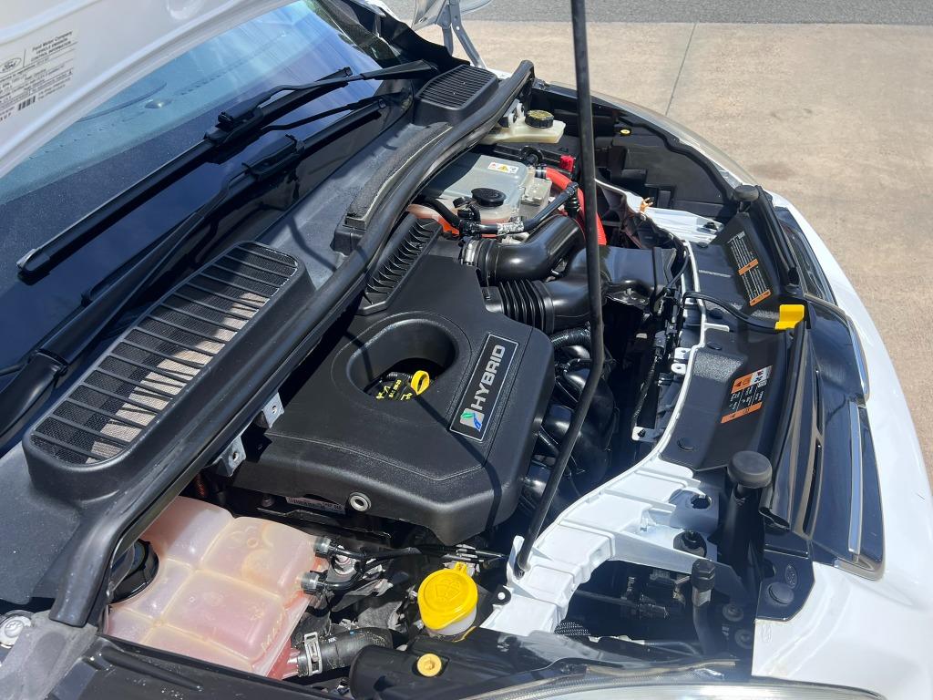 2013 Ford C-Max Hybrid SEL photo
