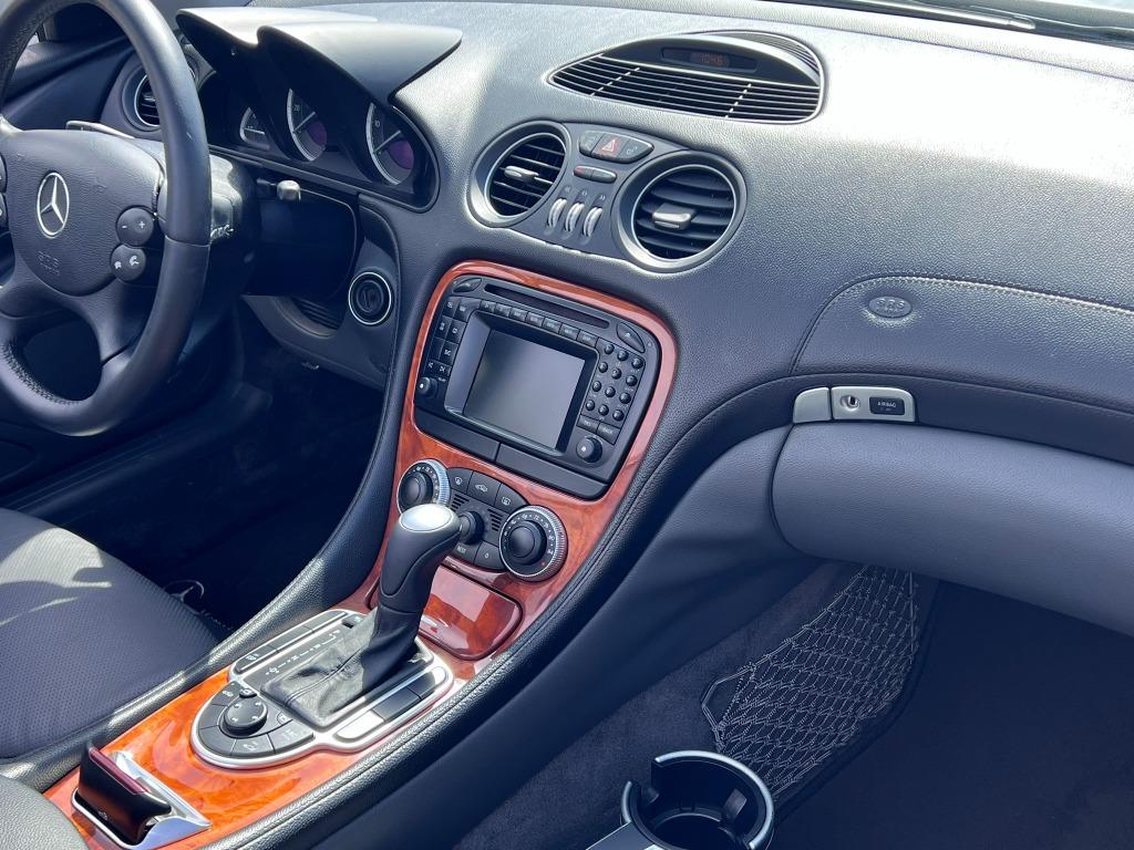 2003 Mercedes-Benz SL-Class SL500 photo