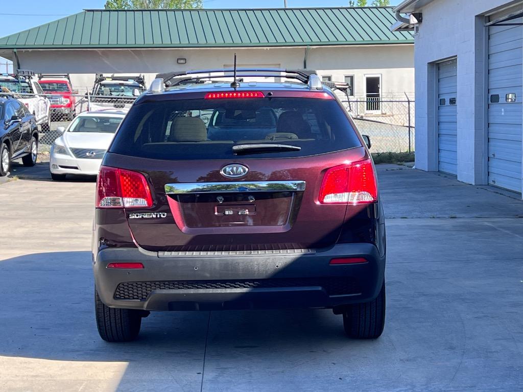 2011 Kia Sorento LX photo