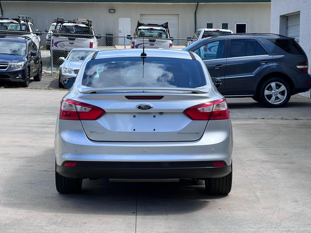 2012 Ford Focus Titanium photo