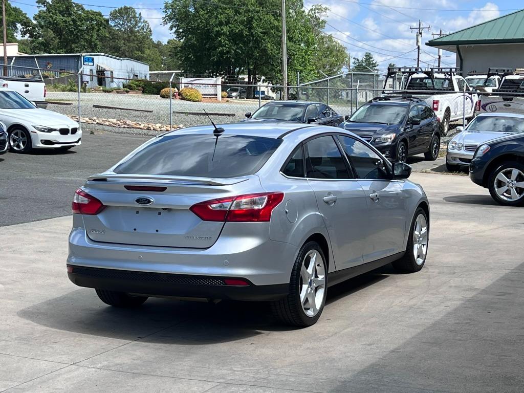 2012 Ford Focus Titanium photo