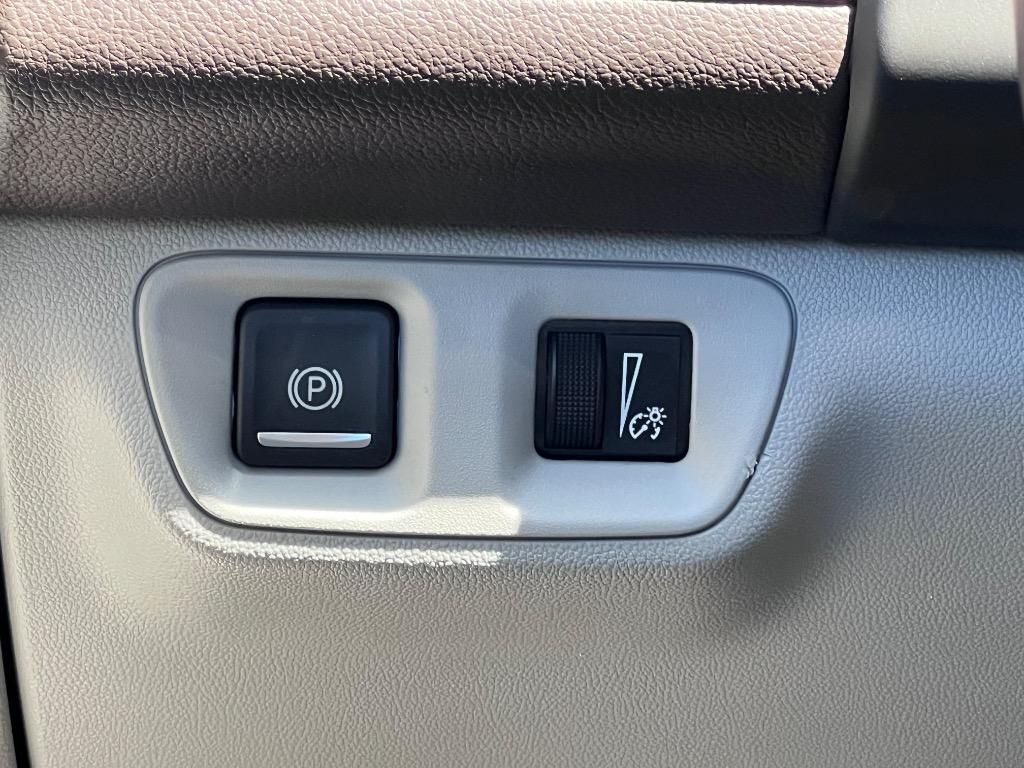 2018 GMC Acadia SLT1 photo