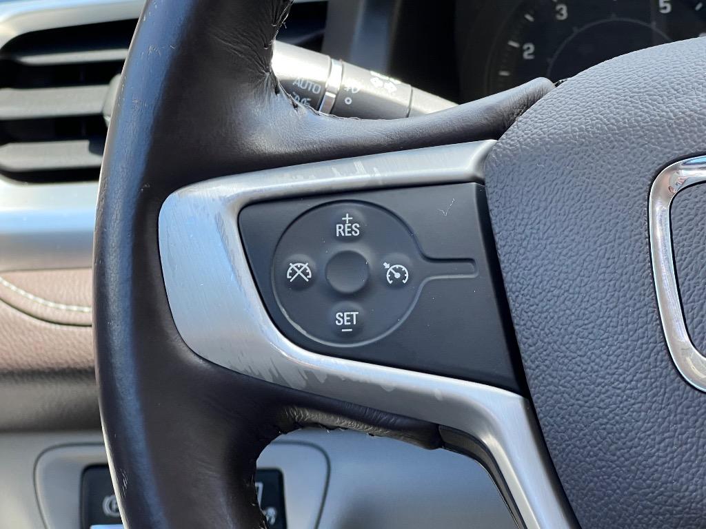 2018 GMC Acadia SLT1 photo