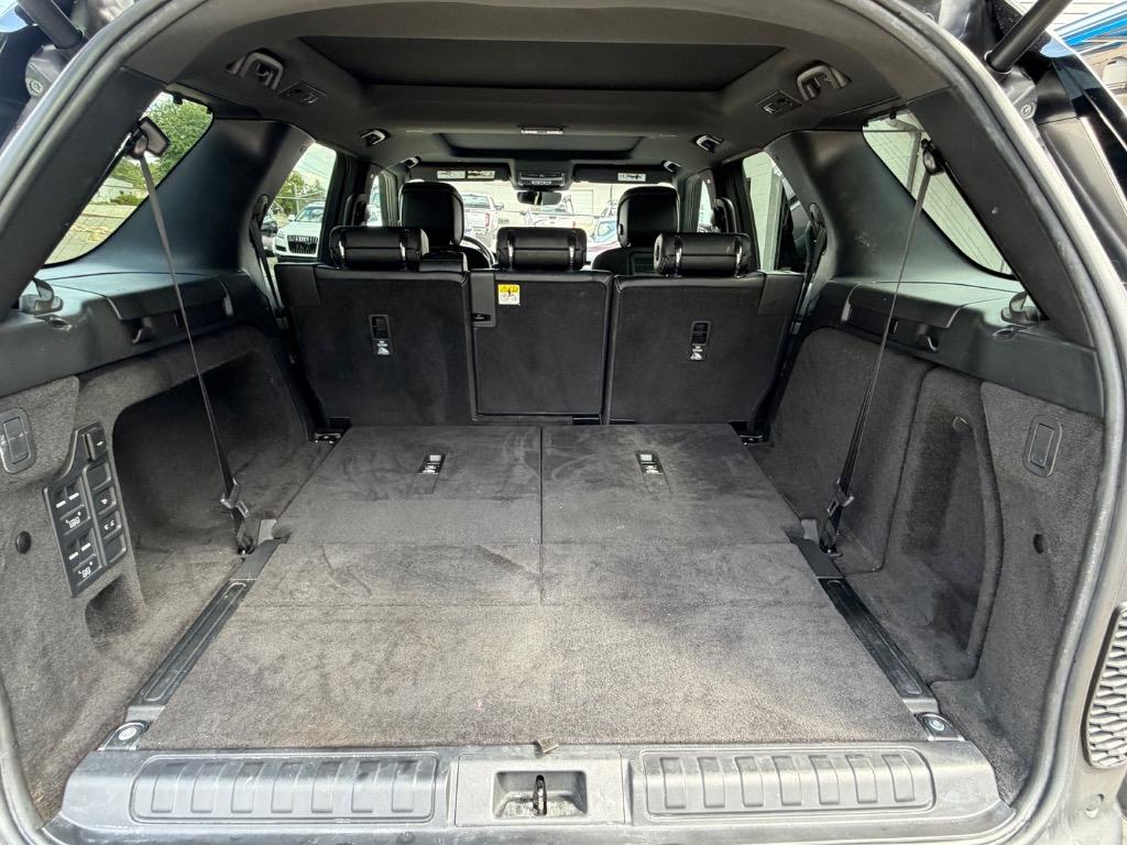 2022 Land Rover Discovery - $15,900