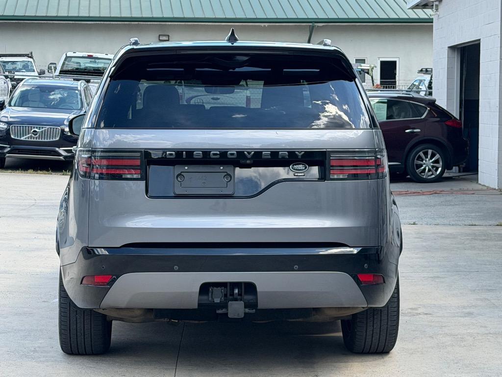 2022 Land Rover Discovery - $15,900