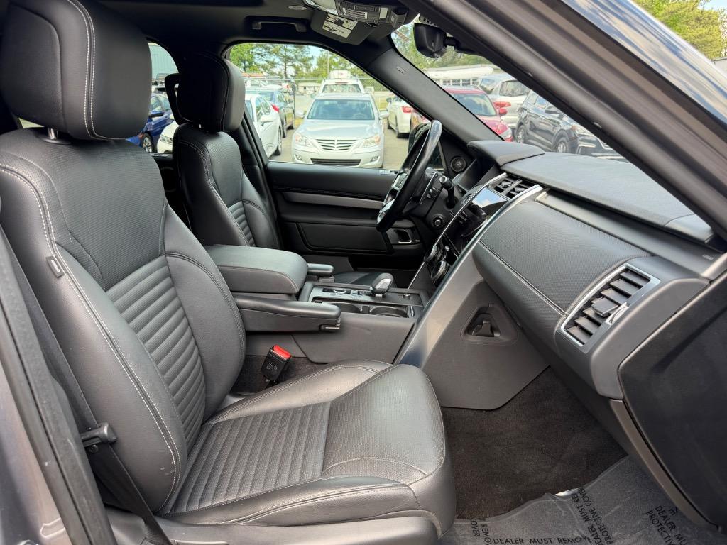 2022 Land Rover Discovery - $15,900