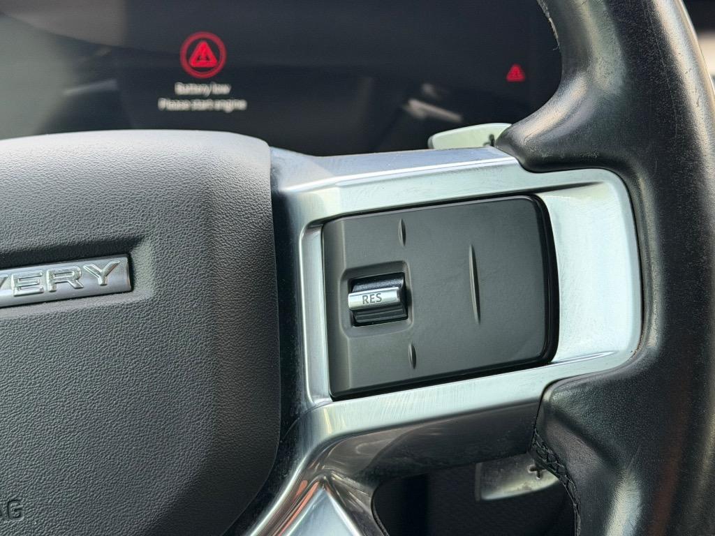2022 Land Rover Discovery - $15,900