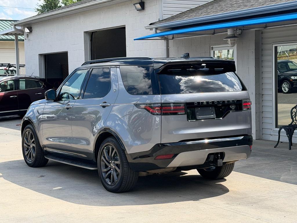 2022 Land Rover Discovery - $15,900
