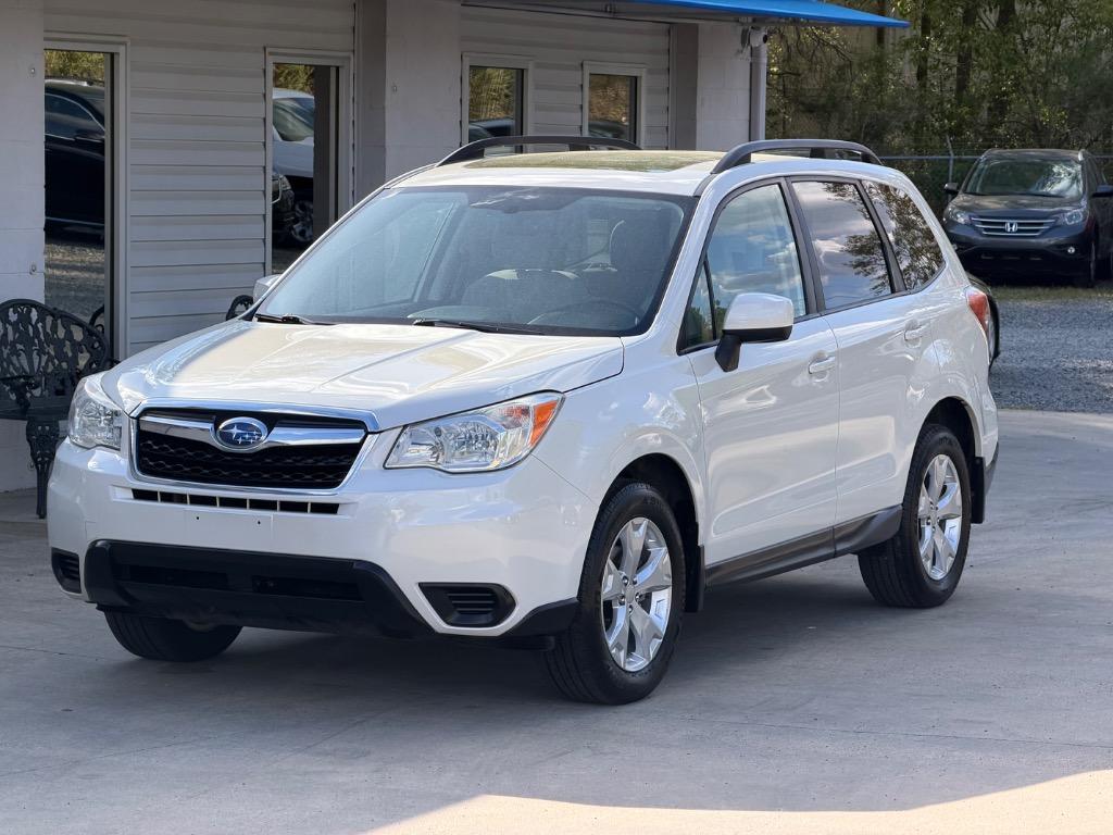White 2015 Subaru Forester 2.5i Premium SUV / Crossover All-Wheel Drive Automatic