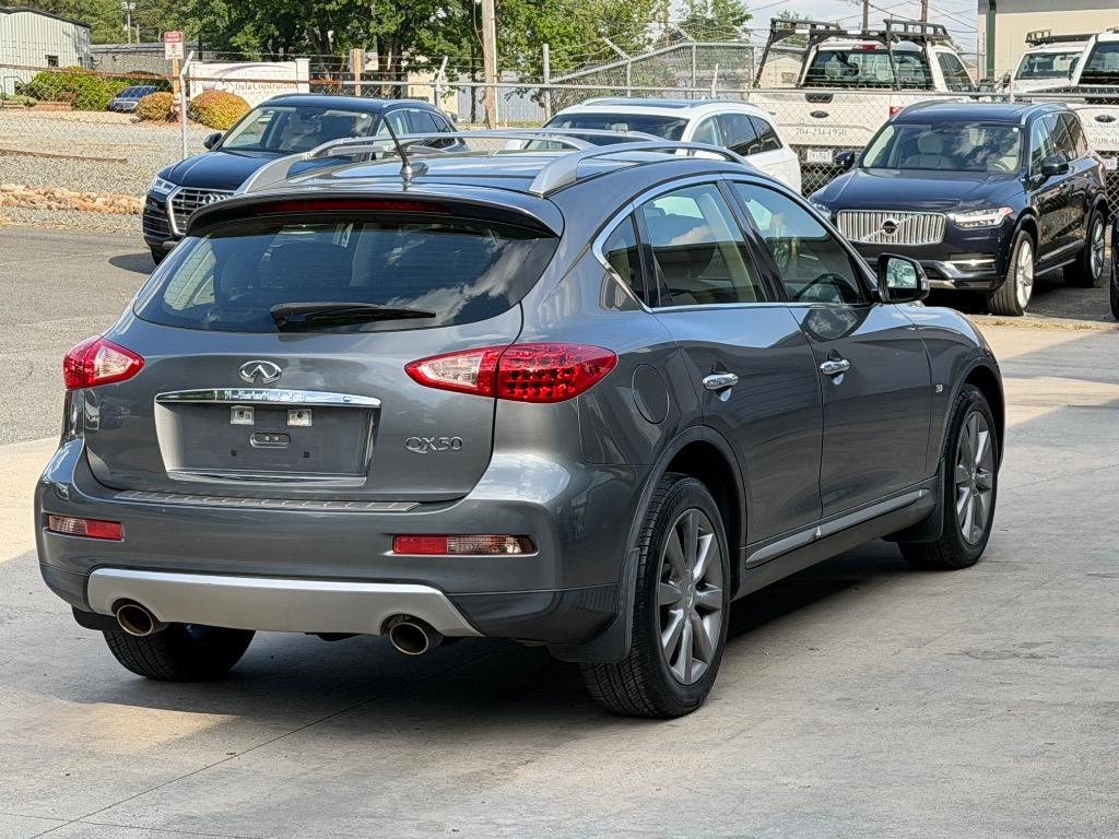 2017 INFINITI QX50 - $10,500