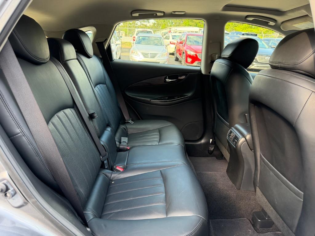 2017 INFINITI QX50 - $10,500