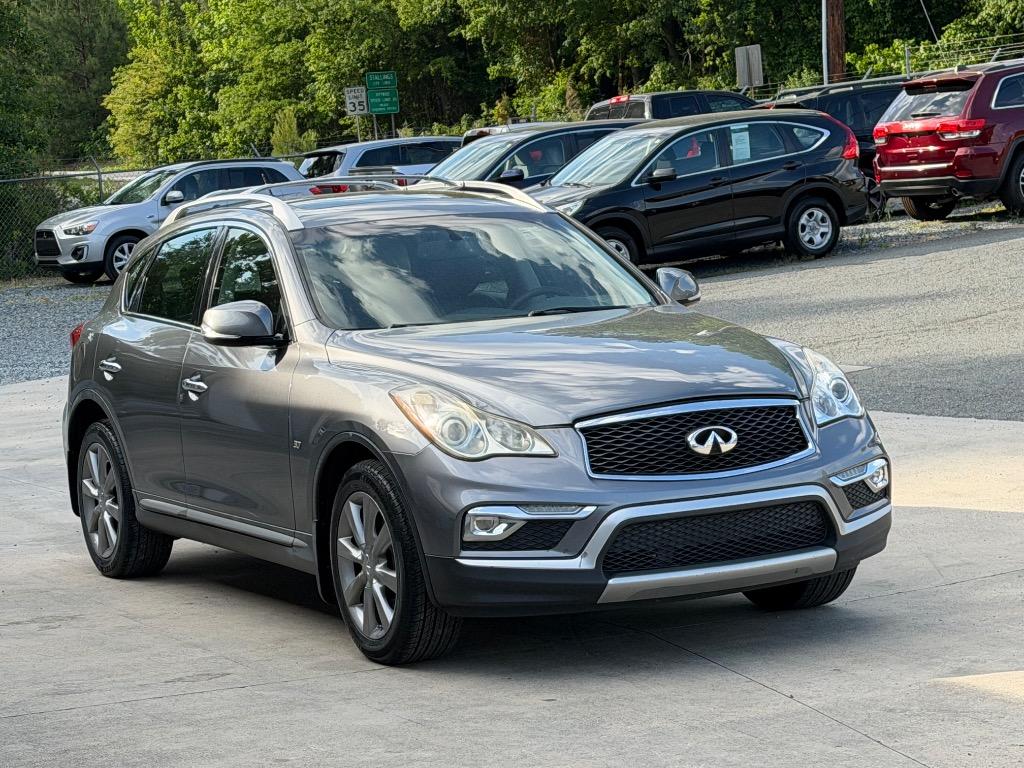 2017 INFINITI QX50 - $10,500