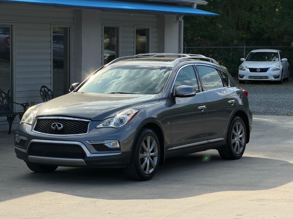 2017 INFINITI QX50 - $10,500