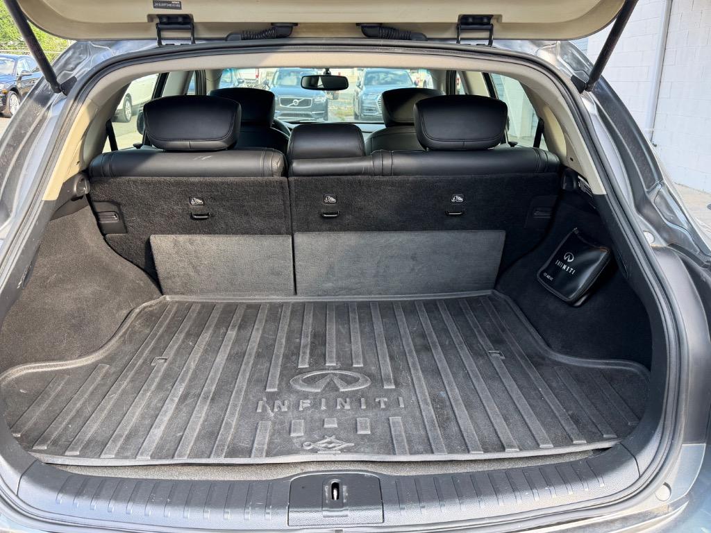 2017 INFINITI QX50 - $10,500