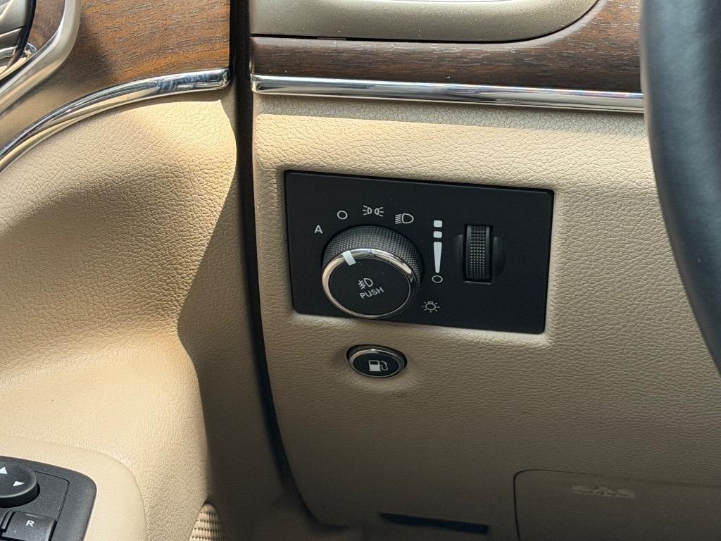 2017 Jeep Cherokee - $13,500