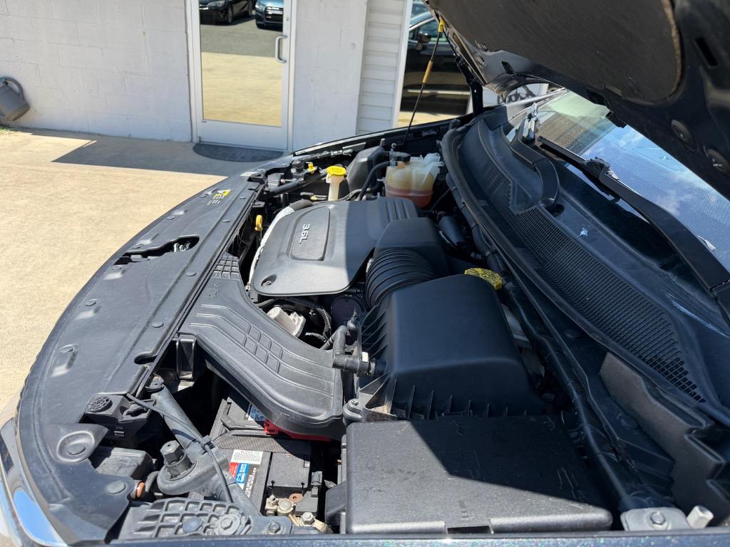 2017 Chrysler Pacifica - $12,700