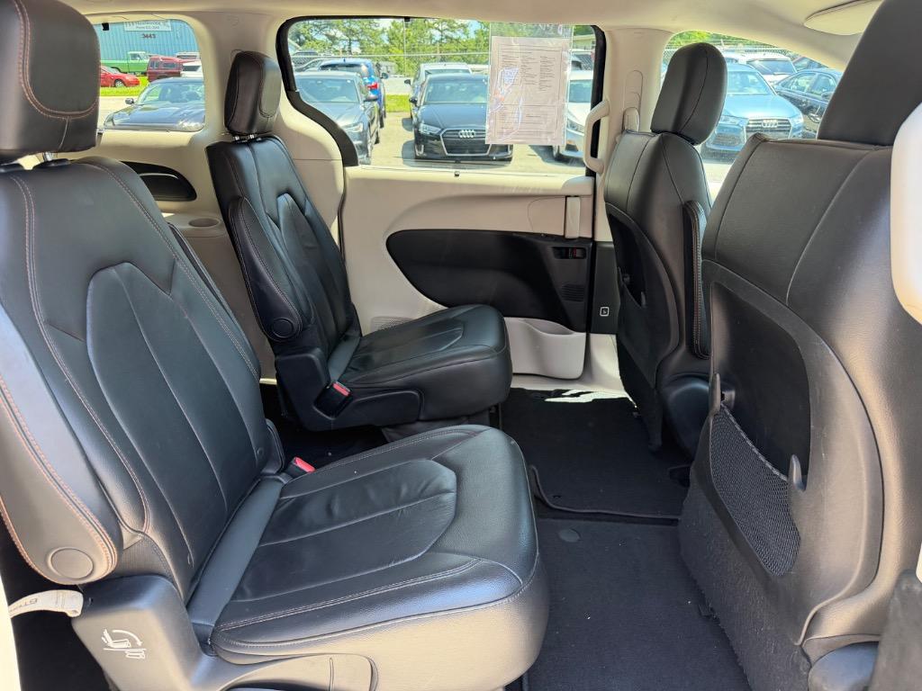2017 Chrysler Pacifica - $12,700