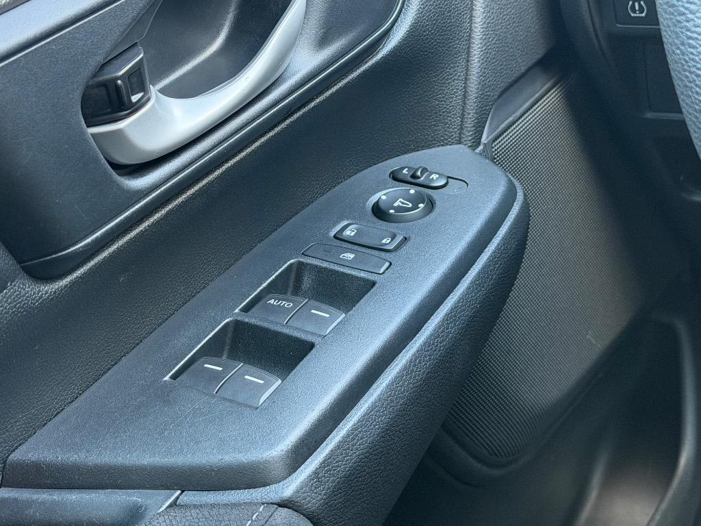 2016 Honda CR-V - $17,700
