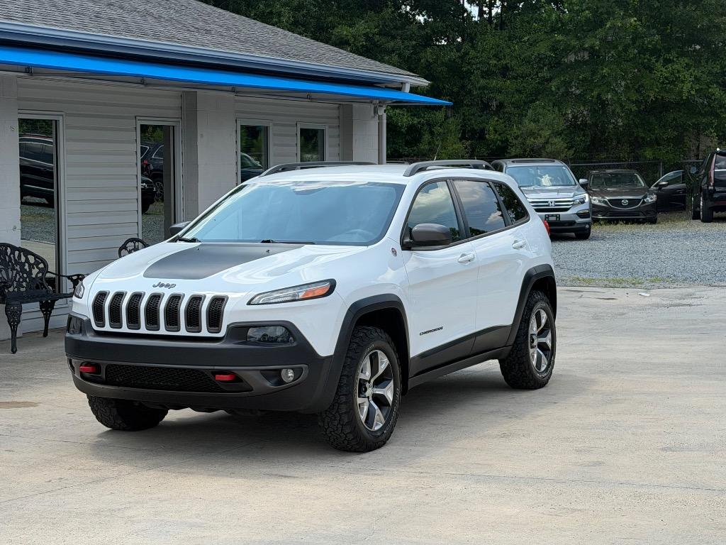 2014 Jeep Cherokee - $9,200