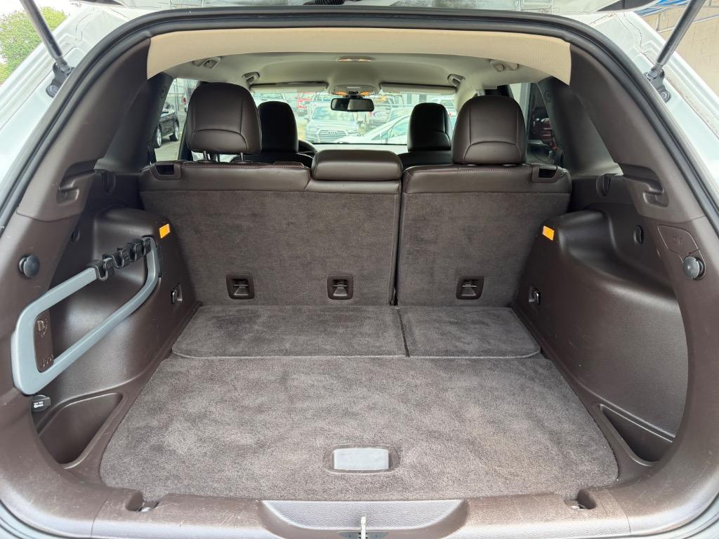 2014 Jeep Cherokee - $9,200