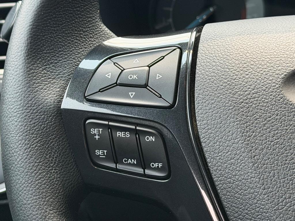 2018 Ford Explorer - $11,500