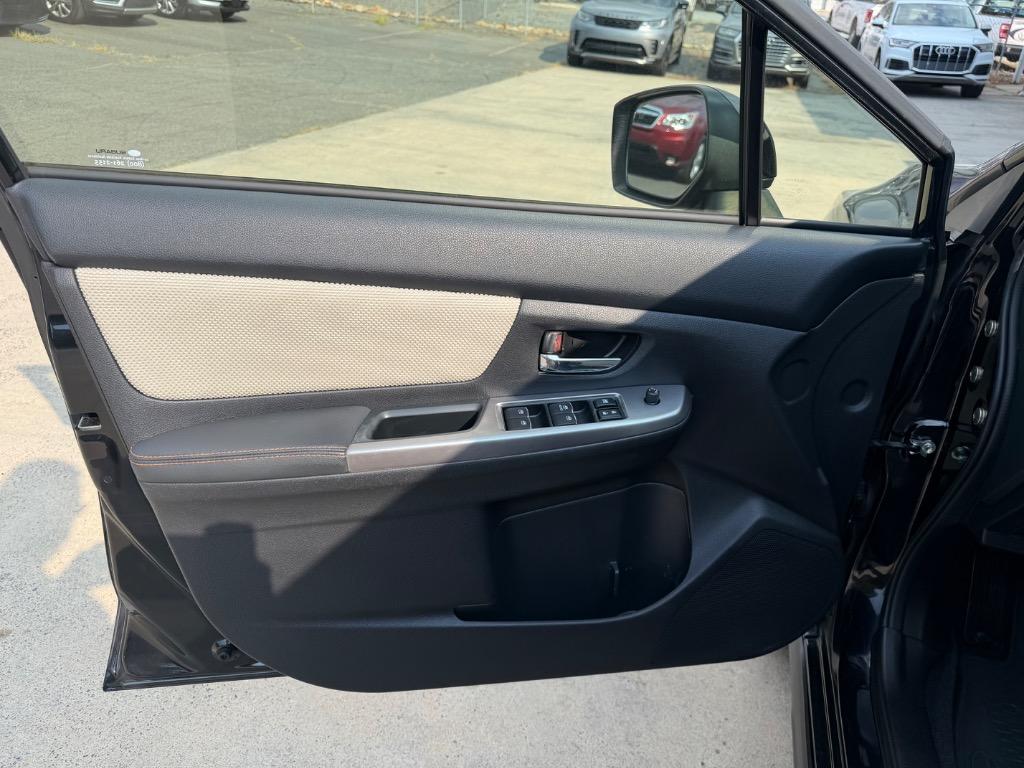 2016 Subaru Crosstrek - $15,900