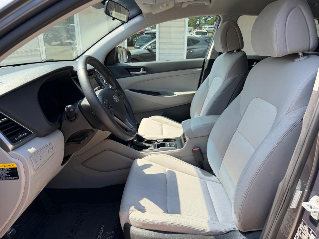 2017 Hyundai Tucson - $10,900