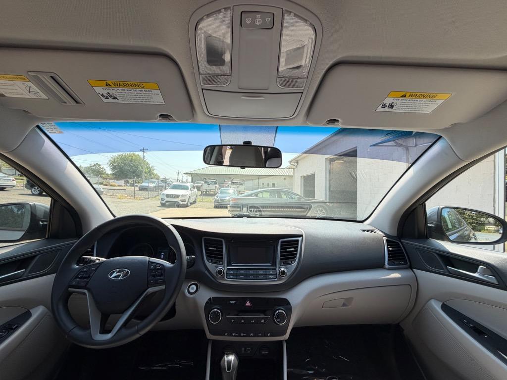 2017 Hyundai Tucson - $10,900