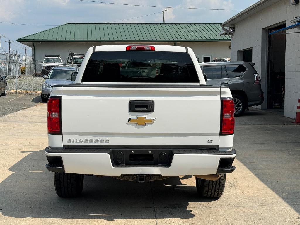 2017 Chevrolet Silverado 1500 - $16,850