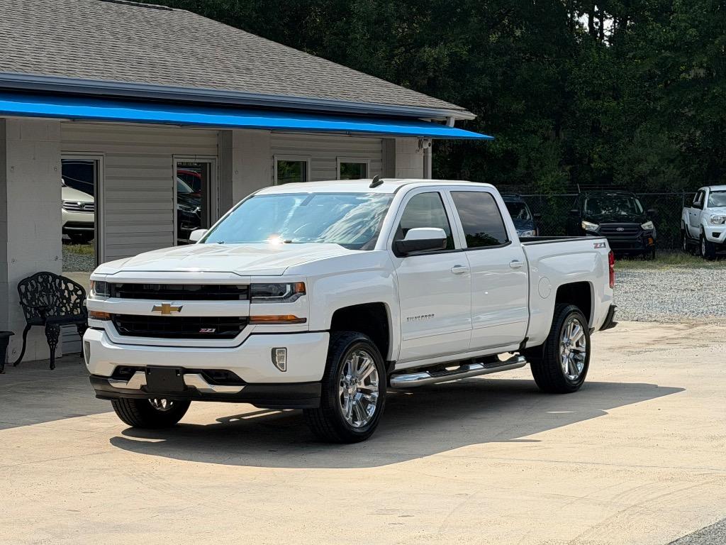 2017 Chevrolet Silverado 1500 - $16,850