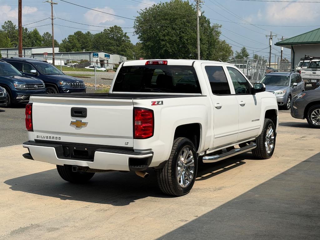 2017 Chevrolet Silverado 1500 - $16,850