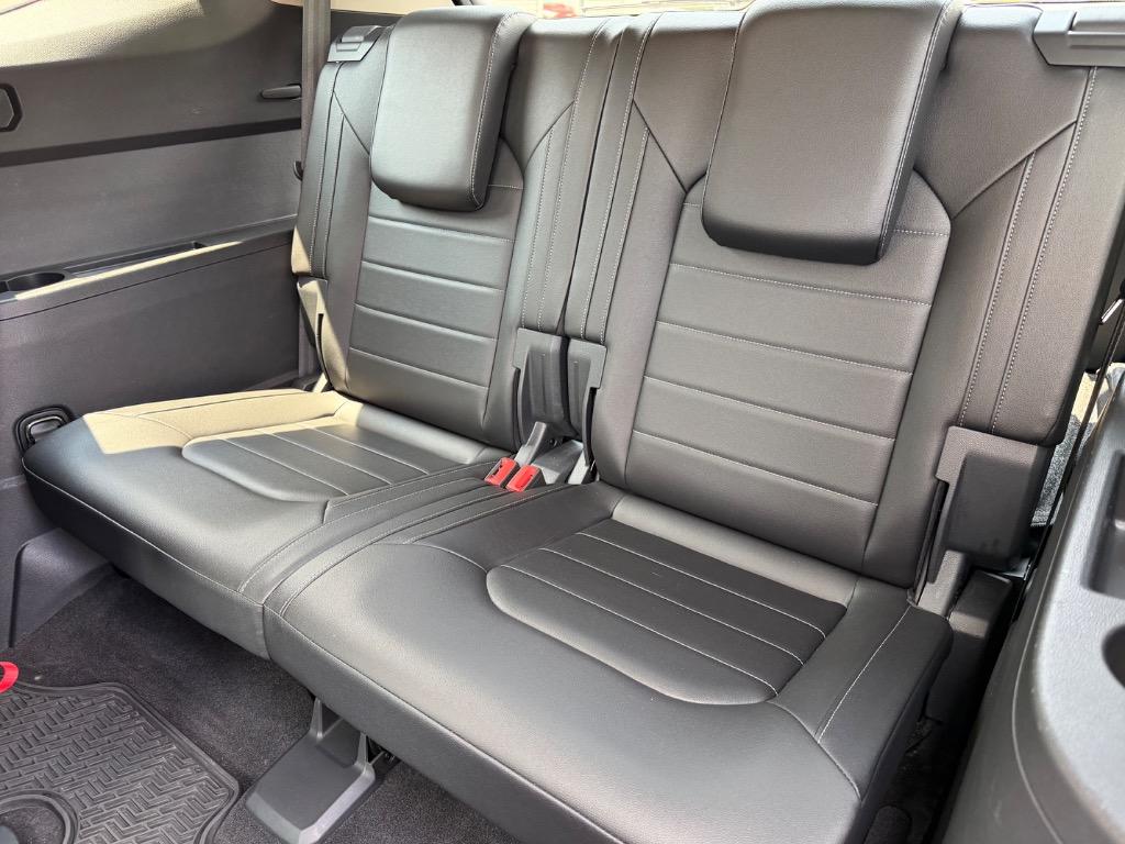 2018 Volkswagen Atlas - $17,790