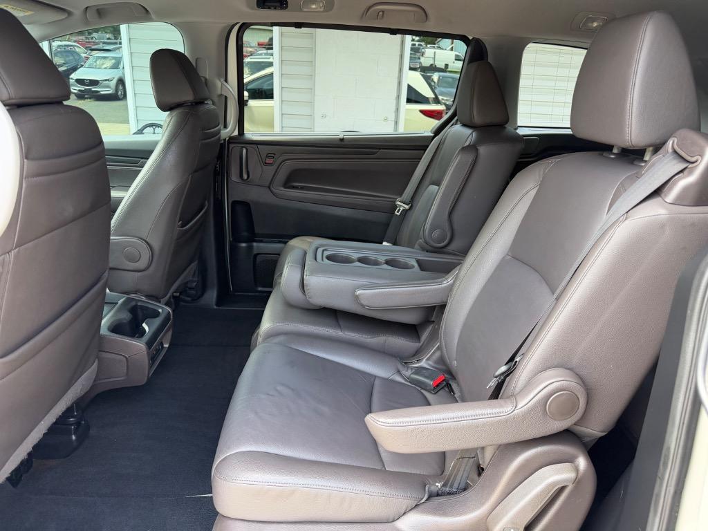 2018 Honda Odyssey - $20,700