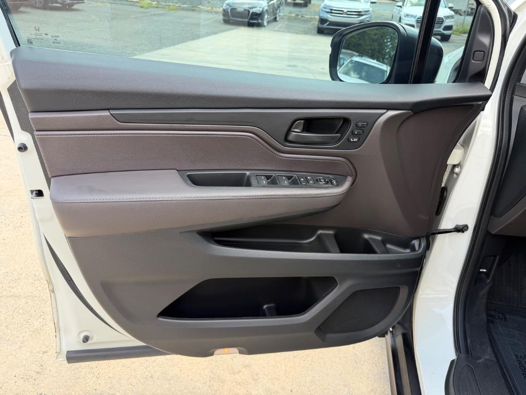 2018 Honda Odyssey - $20,700