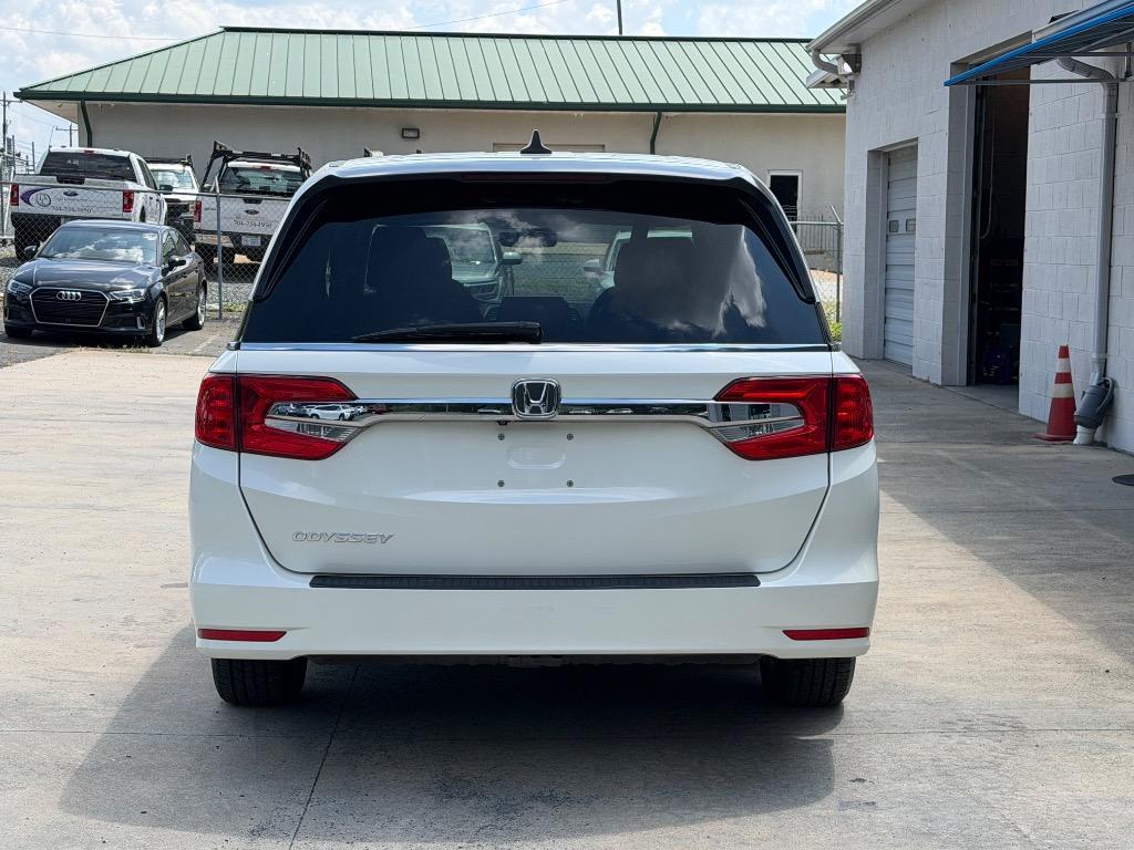 2018 Honda Odyssey - $20,700