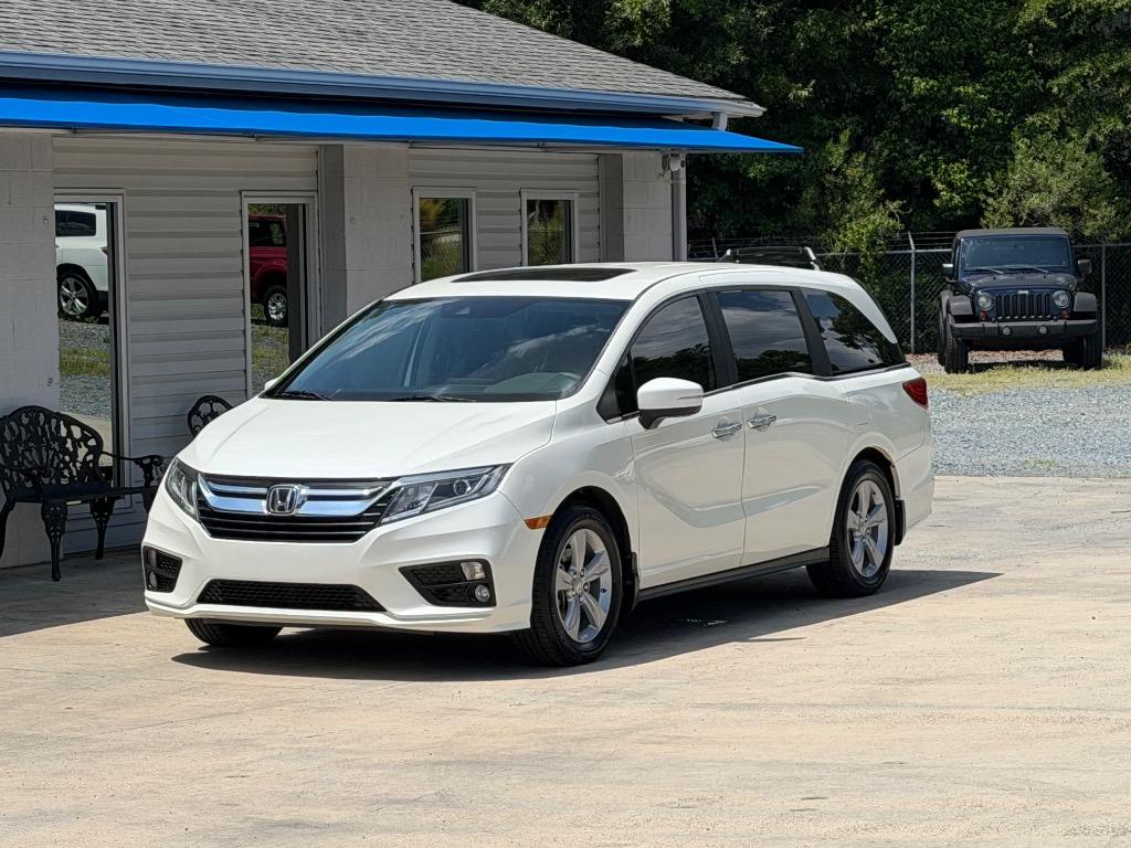 2018 Honda Odyssey - $20,700