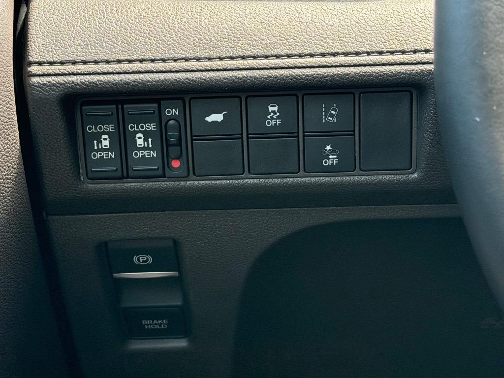2018 Honda Odyssey - $20,700