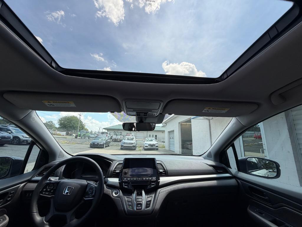 2018 Honda Odyssey - $20,700