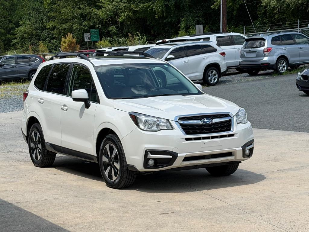 2018 Subaru Outback - $17,983
