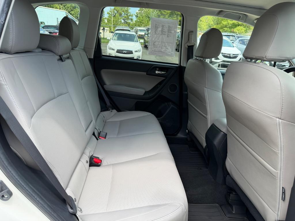 2018 Subaru Outback - $17,983