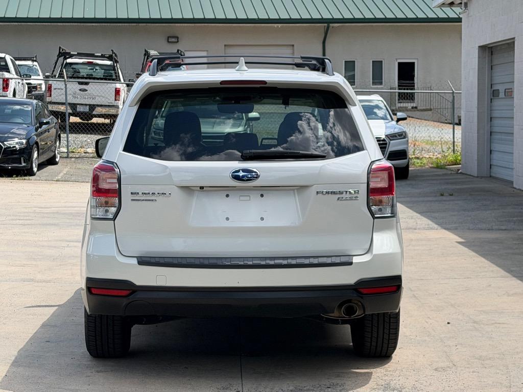 2018 Subaru Outback - $17,983