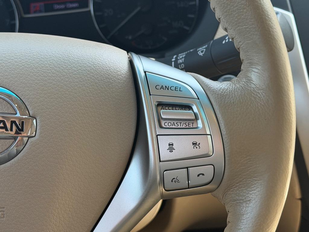 2017 Nissan Altima - $10,555