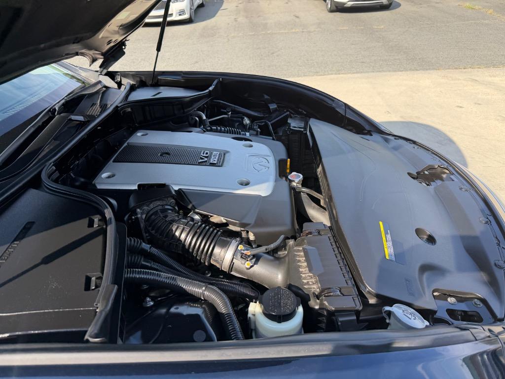 2015 INFINITI Q70 - $12,920