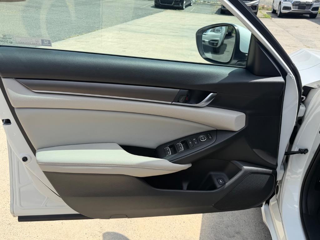 2018 Honda Accord - $16,950