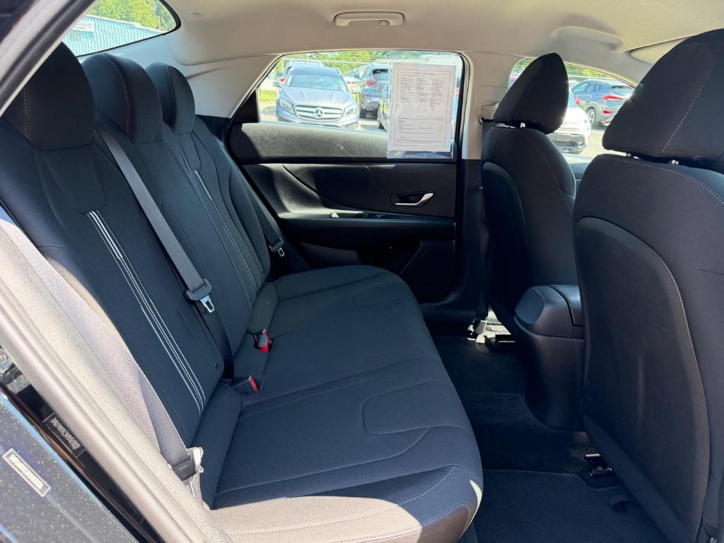 2022 Hyundai Elantra - $14,900