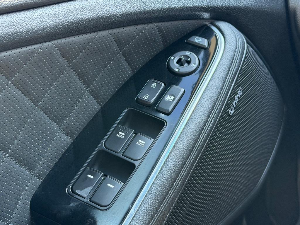 2015 Kia Optima - $8,690