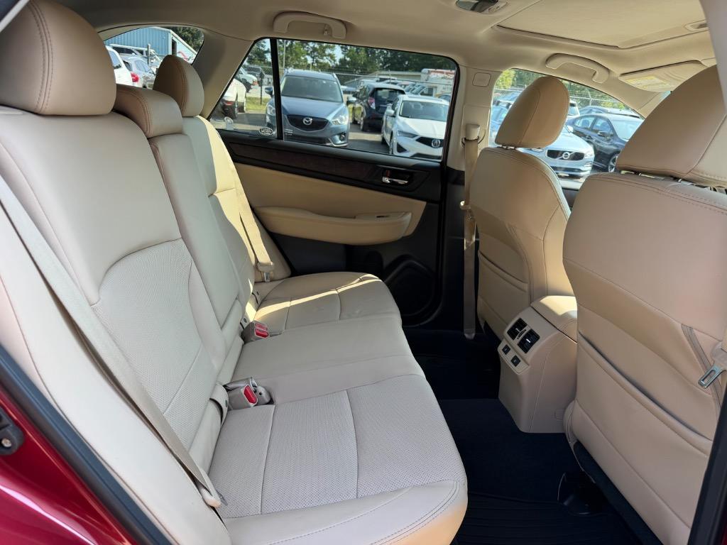 2017 Subaru Outback - $15,400